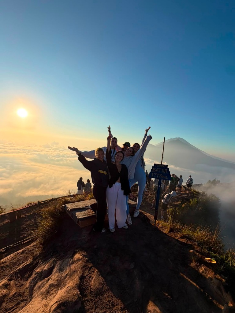 Puncak Gunung Batur 1717 MDPL